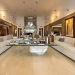 Casa Dell'arte Of Arts & Leisure Otel