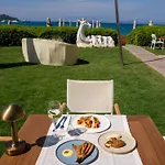 Casa Dell'arte Of Arts & Leisure Hotel 5*