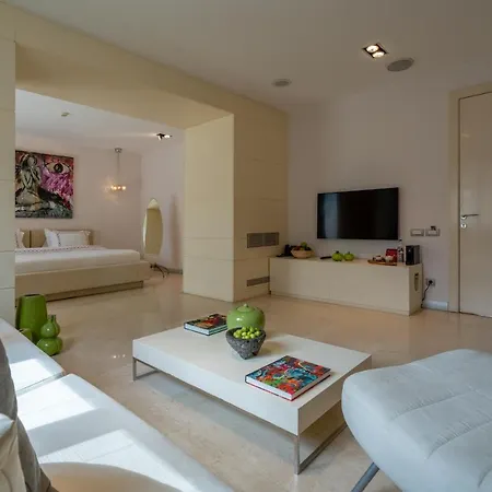 Casa Dell'arte Of Arts & Leisure トルバ