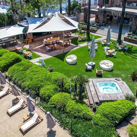 Casa Dell'arte Of Arts & Leisure 5* Torba
