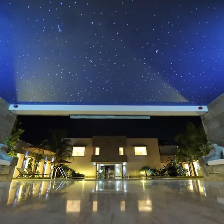 Casa Dell'arte Of Arts & Leisure ホテル トルバ