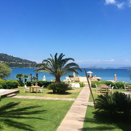 ホテル Casa Dell'arte Of Arts & Leisure トルバ